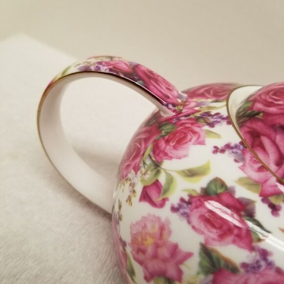 Maxwell & Williams Designer Homewares fine bone china Roseberry 6" tall x 9" wid - Picture 6 of 12